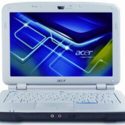 Notebook Acer Aspire 2920, il portatile che pesa meno di due chili.