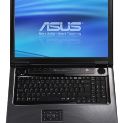 Notebook ASUS M70Sa, per chi è alla ricerca di elevate prestazioni.