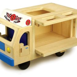 Camion da giocare in legno