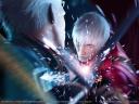 Il bellissimo Dante mentre combatte contro un nemico in Devil May Cry 3