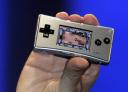 Una delle console presentate a questo E3, il Micro Gameboy