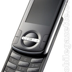 LG KF310 Essenziale telefono Umts dal design accattivante