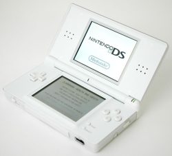 Scopri di più sull'articolo Recensione Consolle: Nintendo DS.