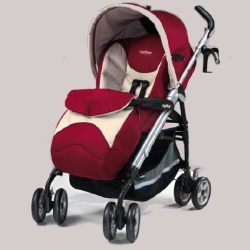 Passeggino Pliko P3 Completo Scarlet, un passeggino superaccessoriato e moderno per le passeggiate del piccolino