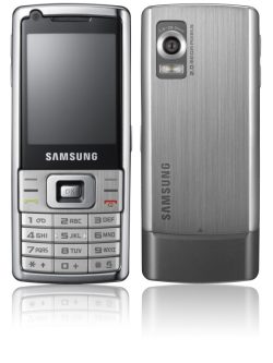 Scopri di più sull'articolo Telefono cellulare Samsung SGH L700: il candybar venuto dal futuro!