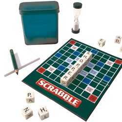 Mattel presente la versione portatile del gioco Scrabble Scramble