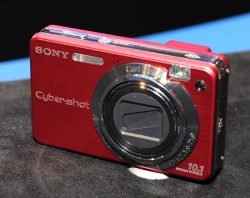 Scopri di più sull'articolo Sony Cybershot DSC-W170 ottima Fotocamera