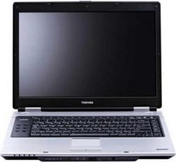 Scopri di più sull'articolo Tutti i pregi e difetti del notebook Toshiba Satellite M40, il portatile dalla linea sobria ed elegante