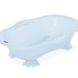 Vaschetta Dou Dou, una confortevole vaschetta dotata di piedini per un migliore fissaggio e che consente un risparmio d’acqua e la tutela della sicurezza del bambino